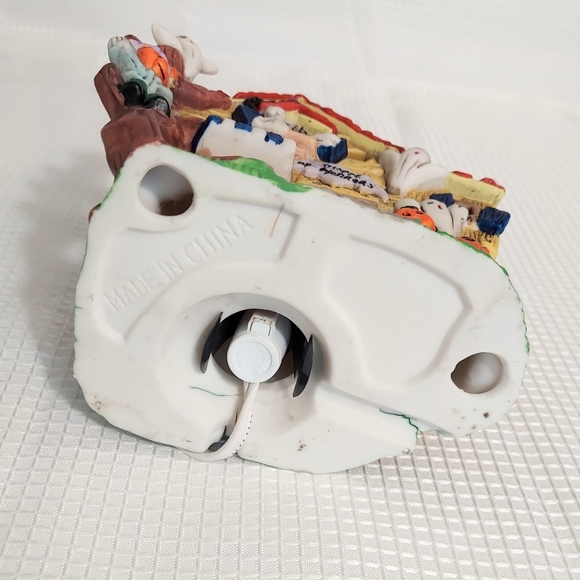 Halloween Spooky Hollow Small Lighted Porcelain House Haunted Ghosts 1997 - Picture 8 of 11